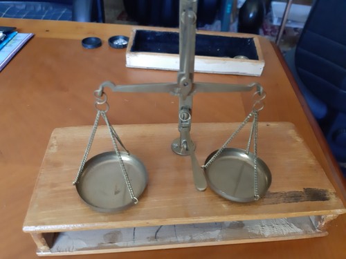 Balance précision dans - de,