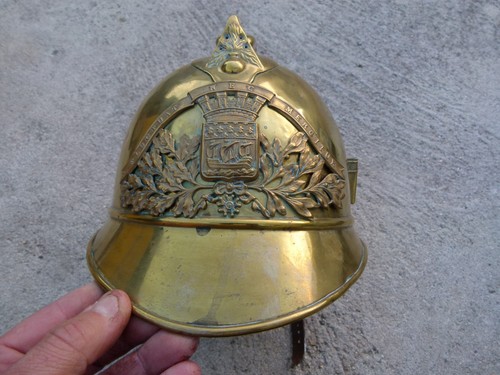 Ancien casque sapeurs pompiers - sapeurs,