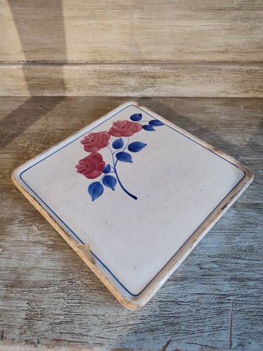 Magnifique dessous plat - dessous, de