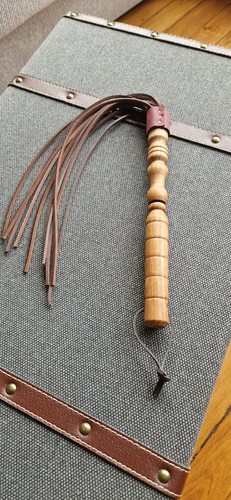Martinet neuf cuir - , &