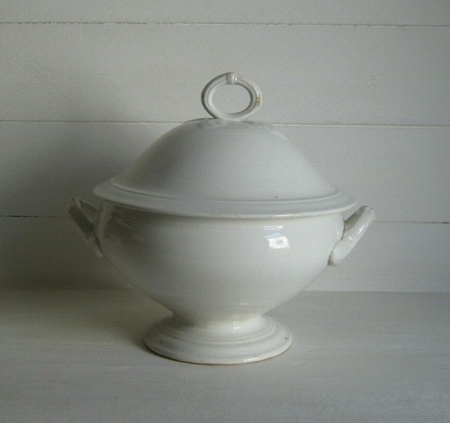 Ancienne soupière faïence