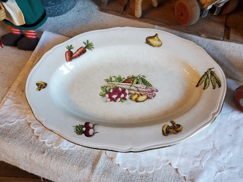 Saint amand plat ovale creux