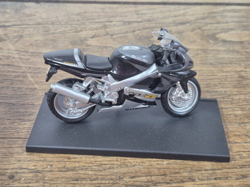 Moto miniature suzuki gsx - 1/18,