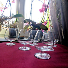 6 verres à cognac ou a liqueur cristal de saint louis signé H 10 cm