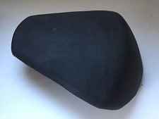 UNE SELLE SIEGE ARRIERE