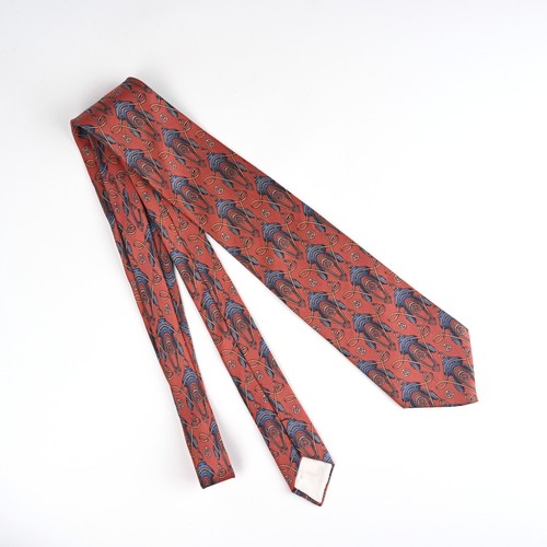 Arnys tie