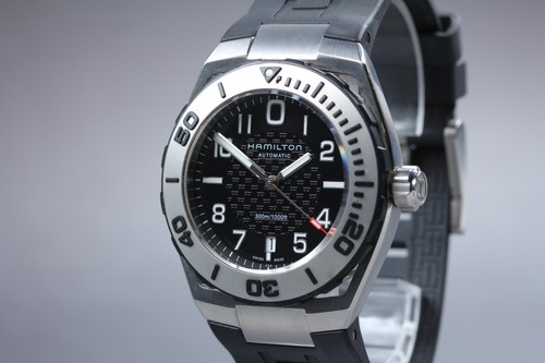 Hamilton khaki navy sub - khaki,