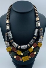 COLLIER FANTAISIE ZARA 3 RANGS CUBES ET CYLINDRES GRAVES 155 GRAMMES W1196