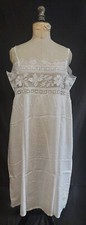 Chemise de nuit liquette voile coton rose très pâle dentelle filet début XXème