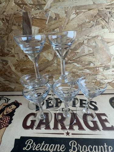 Verre pied soufflé - 8,