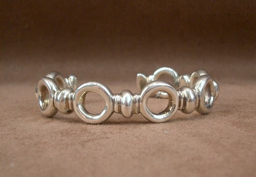 Beau bracelet large jonc en - large,
