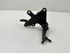 PLATINE REPOSE PIED DROITE KAWASAKI ZX-10R 2011-2015