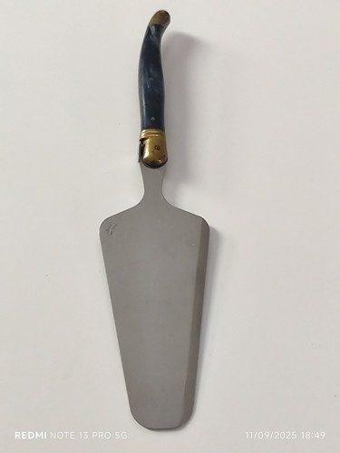 Une pelle tarte - pelle, gâteau