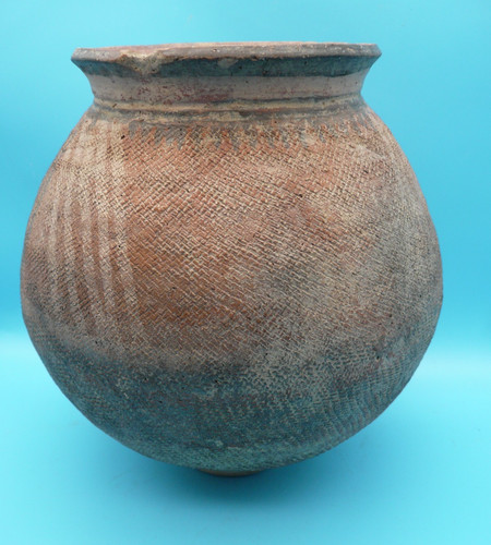 Ancienne poterie africaine - , en