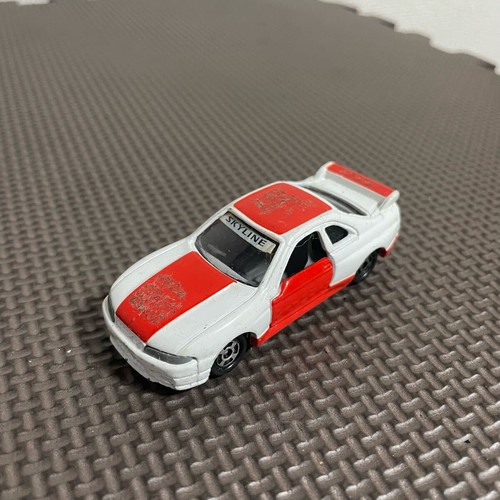 Voiture miniature tomy tomica - voiture,