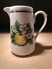 Pichet Porcelaine D'Auteuil