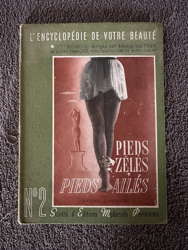 Pieds zêlés ailés par - zêlés,