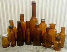 LOT DE 13 BOUTEILLES ANCIENNES