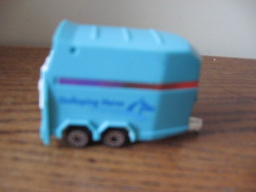 Miniature van pour chevaux - miniature,