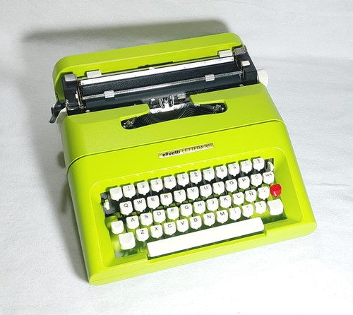Machine écrire olivetti - écrire,