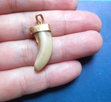 Pendentif ancien griffe sertie en or jaune 18 carats (2 gr)