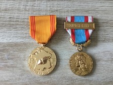 Lot médailles militaires - de, 2