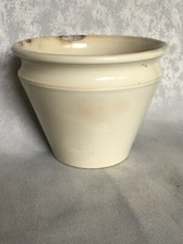 Ancien pot a confiture conique