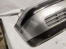 enjoliveur pare-choc avant