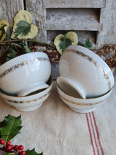 4 ANCIENS  BOLS DE GRANDS MERES PORCELAINE DECOR DE FLEURS