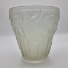 Vase Dans Le Goût De Lalique