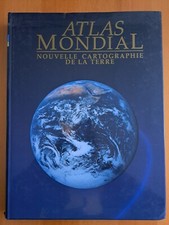 Livre broché : ATLAS MONDIAL Nouvelle Cartographie De La Terre. Etat correct.