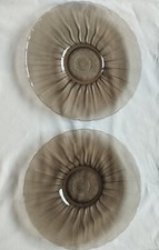 2 assiettes en verre fumé art déco