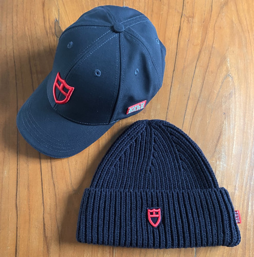 Bonnet casquette tudor neufs - bonnet, +