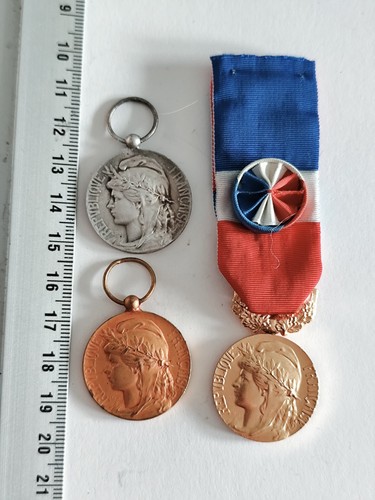 Lot medailles decorations du - medailles,