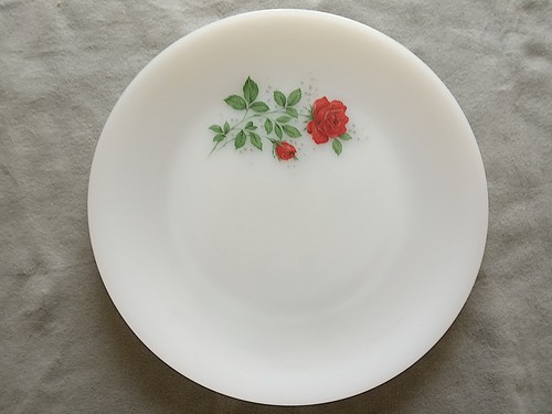 Plat rond arcopal - -, vintage