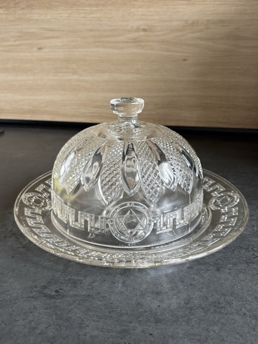 Ancienne cloche plateau a - cloche, et