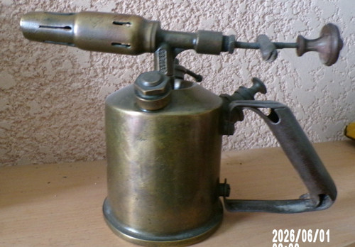 Ancienne lampe souder - ,