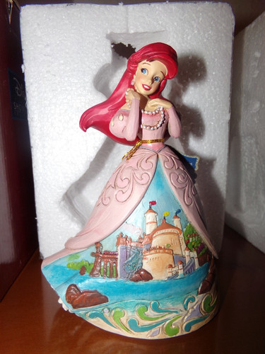 Disney showcase traditions - showcase,