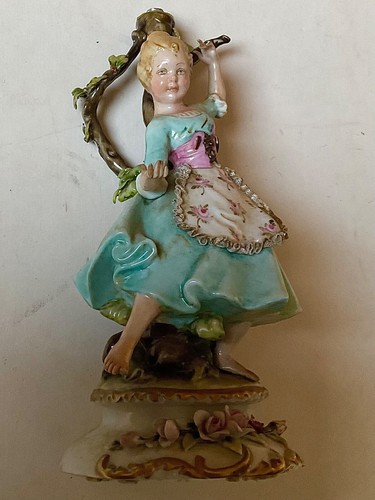 Capodimonte statuette - statuette, en