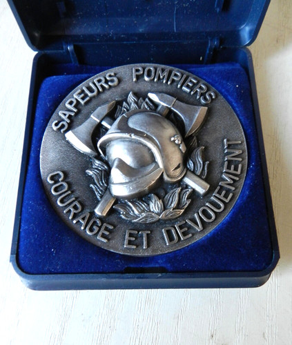 Médaille vintage sapeurs - vintage, « sapeurs