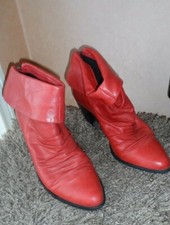  BOTTINES SAN MARINA EN CUIR ROUGE POINTURE 40
