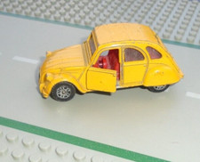 Citroën 2CV 2CV6 Corgi style