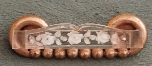 Ancienne broche lucite - en,