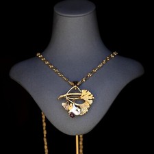 Collier Long Sautoir Pendentif Doré Feuille Ginkgo Souris Blanc Art Nouveau XZ16