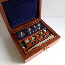 Boite de poids de précision