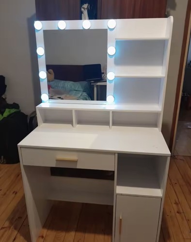 Coiffeuse moderne blanche - moderne, avec