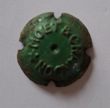 CAPSULE CHAMPAGNE ANCIENNE ENCOCHES MOËT ET CHANDON