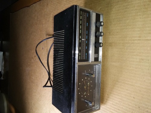 Magnavox solid state - solid, top