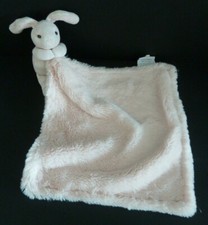 46. DOUDOU PELUCHE BABY & CHILD LAPIN TRICOT RAYE BLANC COUVERTURE ROSE TTBE