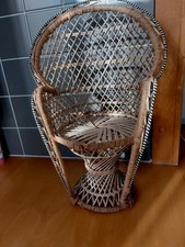 BEAU FAUTEUIL ANCIEN  POUPEE EN ROTIN